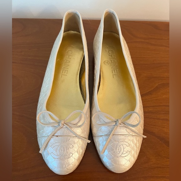 CHANEL Never Worn Leather Ballet Flats 36.5 US 6.5 - Picture 4 of 10